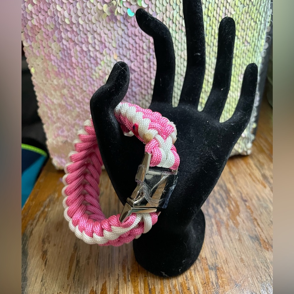 Handcrafted handmade pink white Paracord bracelet silver metal clasp 8.5 inches - Picture 2 of 11